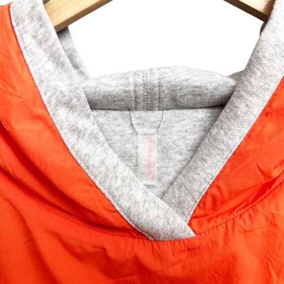 NWT Free People Movement Don’t Back Down Reversible Pullover Hoodie Windbreaker - Picture 6 of 7